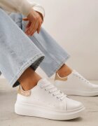 vices Adidași Alb-Bej cu platformă joasă în stil clasic Lucid Dream