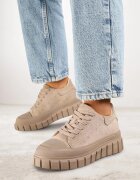 vices Adidași Bej închis pe Platformă cu Relief Decorate cu Perforații Leaniael
