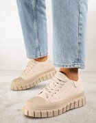 vices Adidași Bej pe Platformă cu Relief Decorați cu Perforații Leaniael