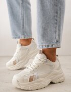 vices Adidași Bej pe platformă geometrică cu perforații Elinata