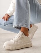 vices Adidași Bej pe Talpă Embosată în Stil Chunky Myninis