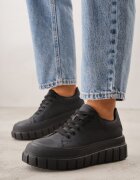 vices Adidași Negri cu platformă stil chunky cu perforații Hypsyllis