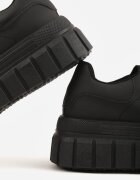 vices Adidași Negri cu platformă stil chunky cu perforații Hypsyllis