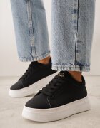 vices Adidași Negri Decorați cu o Stea și o Inserție Strălucitoare Oranatta