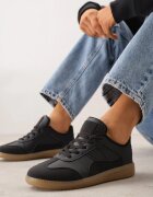 vices Adidași Negri joși cu Cusături Decorative Redala