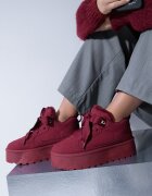 vices Adidași Visinii stilizați ca cizme de iarnă cu platformă cu blană artificială Naleris