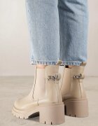 vices Botine Chelsea Bej cu toc gros cu talpă zimțată și lanț decorativ Shalise