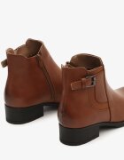 vices Botine maro Density