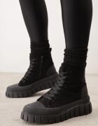 vices Botine Negre la gleznă pe platformă Viuana