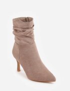 vices Botine Savalith Bej