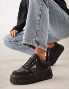 vices Chunky Adidași Negri cu Aplicație Triunghiulară pe Platformă Cezaline
