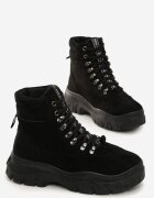 vices Ghete Negre tip Trapper Chester