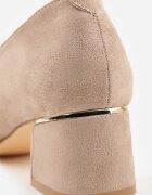 vices Pantofi eleganți bej închis cu toc gros cu branț din piele naturală și ornament metalic Mixin