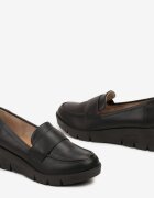 vices Pantofi Mocasini Negri din Piele Ecologică cu Toc Pană cu Branț din Piele Naturală Decorați cu Curea Zorvia