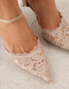 vices Pantofi stiletto Elegante Bej închis cu vârf de dantelă și curea în jurul gleznei Figesa
