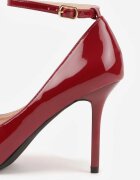 vices Pantofi stiletto Visinii Lăcuiți cu bareta cu cataramă și branț din piele Oville