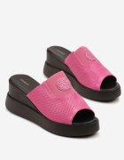vices Papuci fuchsia cu platformă decorați cu perforații Mevirella