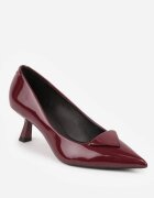 vices Pumps Bordo Lăcuite cu Toc Pisică cu Ornament Triunghiular Omenra