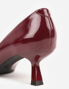 vices Pumps Bordo Lăcuite cu Toc Pisică cu Ornament Triunghiular Omenra