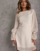 vices Rochie Bej Decorată cu Mâneci Transparente și Buline Celziva