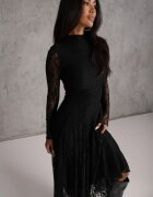 vices Rochie de seară din dantelă evazată cu mânecă lungă Jemiya Neagră