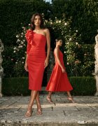 vices Rochie elegantă asimetrică cu ornament la umăr cu croială asortată Tesson Roșie