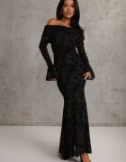 vices Rochie Neagră Elegantă Off Shoulder cu Model Floral din Velur Adrakharei