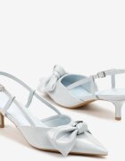 vices Sandale Albastre Lăcuite pe toc tip pisică Tip Slingback cu Fundă Kovenna