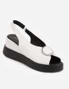 vices Sandale Albe Slip-on din Piele Naturală cu Talpă Pană și Aplicație Metalică Risspa