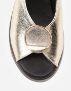 vices Sandale Aurii slip-on din Piele Naturală cu talpă pană cu Aplicație Metalică Risspa