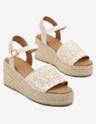 vices Sandale Bej și Alb cu pană în stil Boho Danione
