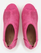 vices Sandale Fucsia Decupate din Imitatie de Piele Intorsa cu Toc Bloc Finiri