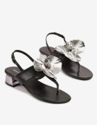 vices Sandale Negre în stil papuci cu toc jos cu ornamente florale Natrina