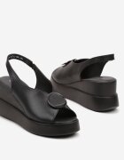 vices Sandale Negre slip-on din Piele Naturală pe Toc Pană cu Aplicație Metalică Risspa