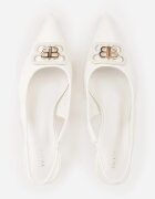 vices Sandale tip pantof Albe cu toc pisicuță tip Slingback decorate cu aplicație metalică Lilarunea