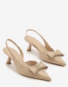 vices Sandale tip pantof Bej închis cu toc pisică Slingback cu fundă și capse Fennadia