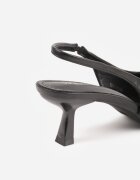 vices Sandale tip pantof Negre cu toc pisicuta Tip slingback Decorate cu aplicație metalică Lilarunea