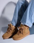 vices Sneakers Maro de Iarnă Stilizate ca Cizme de zăpadă cu Blană Tennira