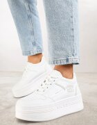 vices Sneakerși Albi cu Platformă Decorați cu Aplicații Metalice Nelanil