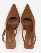 vices Stilettos Maro deschis Slingback din imitație de piele întoarsă cu cataramă dreptunghiulară Natuma