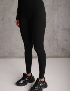 yu & me Compleu sport Dorotia Negru