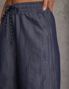 yu & me Pantaloni Casual Barrel High Waist cu elastic și tip cravată în talie Janesa Albaștri