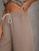 yu & me Pantaloni Casual Barrel High Waist cu elastic și tip cravată în talie Janesa Bej