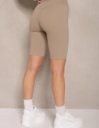 yu & me Pantaloni scurți ciclistă bej High Waist Basalla