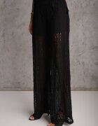 yu & me Set Eteric Negru cu Dantelă și Volane Top și Pantaloni Wide Leg Pretilaine