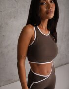 yu & me Set fitness: pantaloni flare hanorac și top cu paspoal decorativ Quintela Maro