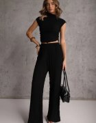 yu & me Set Negru Pantaloni Wide Leg și Top cu guler înalt și Drapaj în Talie Meridone
