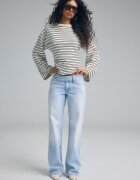 Stradivarius Blugi Drepți Cu Talie Joasă Și Betelie Tip Ciocan Efect Prespălat Denim Albastru Mediu Deschis 44