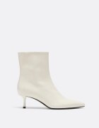Stradivarius Botine Cu Toc Kitten Imitație De Piele Crem 39