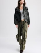 Stradivarius Geacă Biker Bufantă Din Imitație De Piele Verde Xl